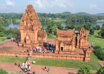 Vẻ Đẹp Tháp Chăm Giữa Lòng Hà Nội