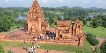 Vẻ Đẹp Tháp Chăm Giữa Lòng Hà Nội