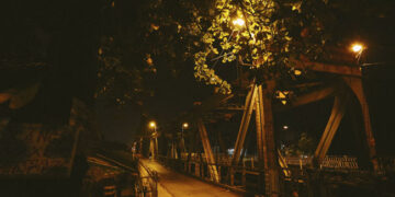 Hoạt Động Của Giới Trẻ Đêm Gió Lạnh Đầu Mùa Hà Nội