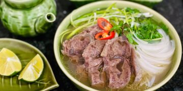 Phở bò lọt top món ngon nhất thế giới