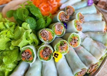 Phở cuốn Hà Nội – một món ngon biến thể từ phở vô cùng lạ miệng